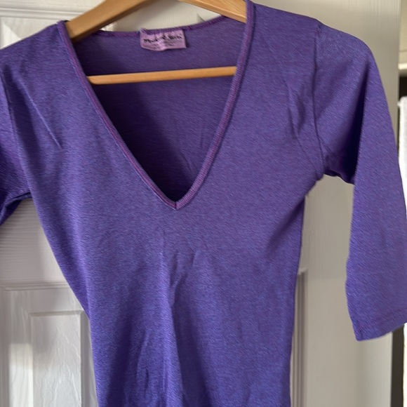 Pretty purple top - Picture 4 of 5